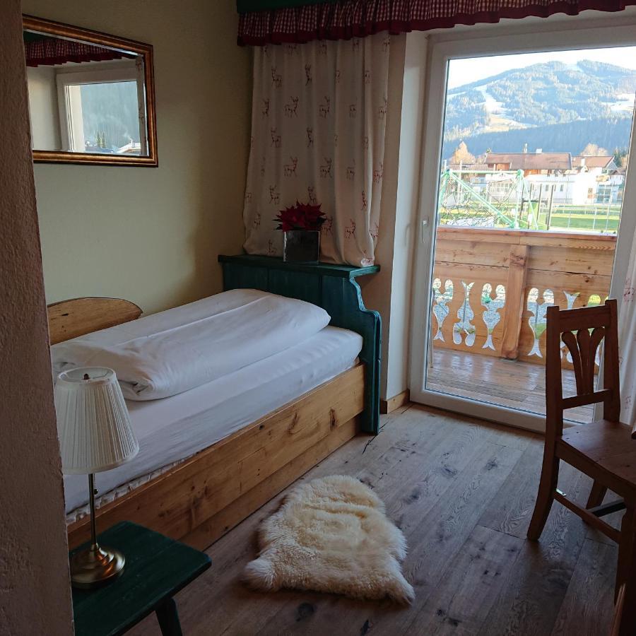 Alpenhostel "Das Besenhaus" 알텐막팀퐁와 외부 사진
